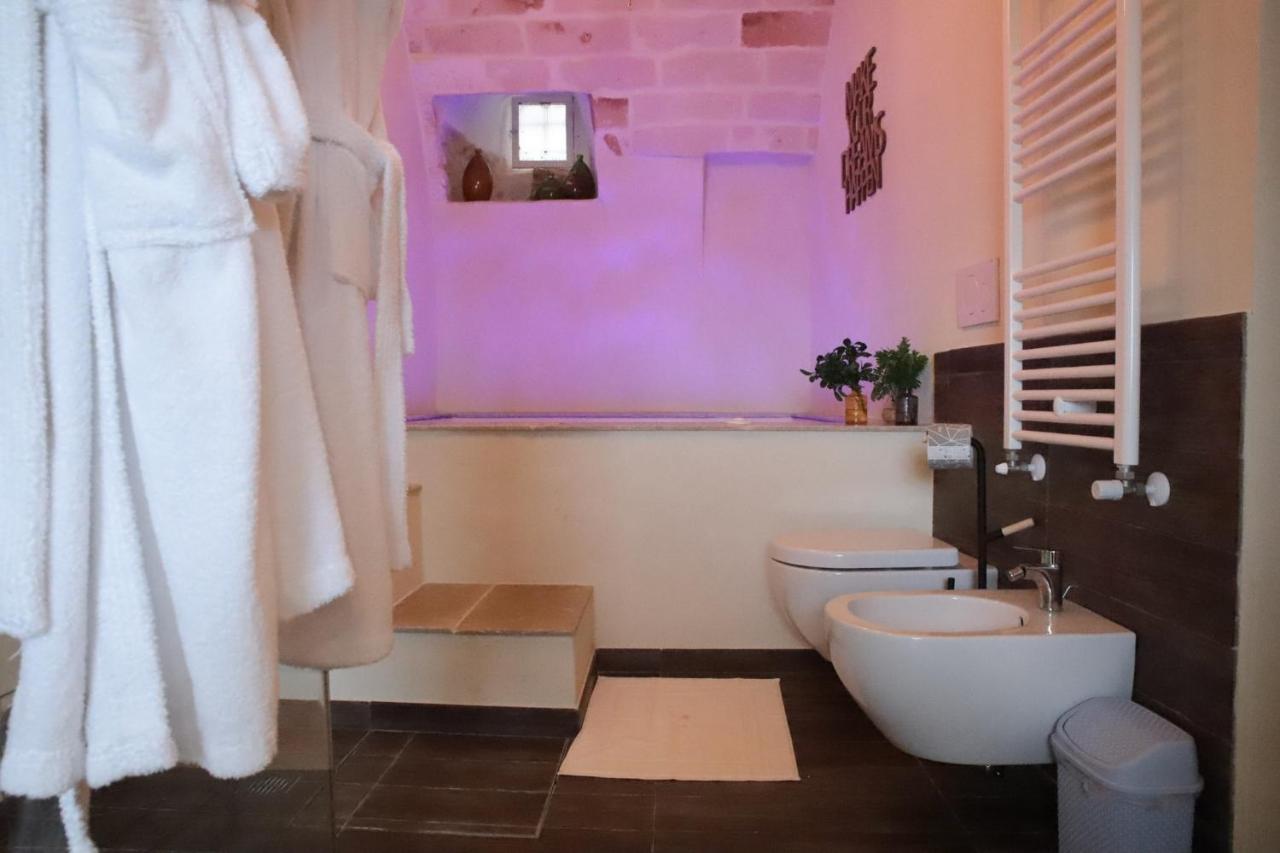Camilla Luxury Suite 오스투니 외부 사진