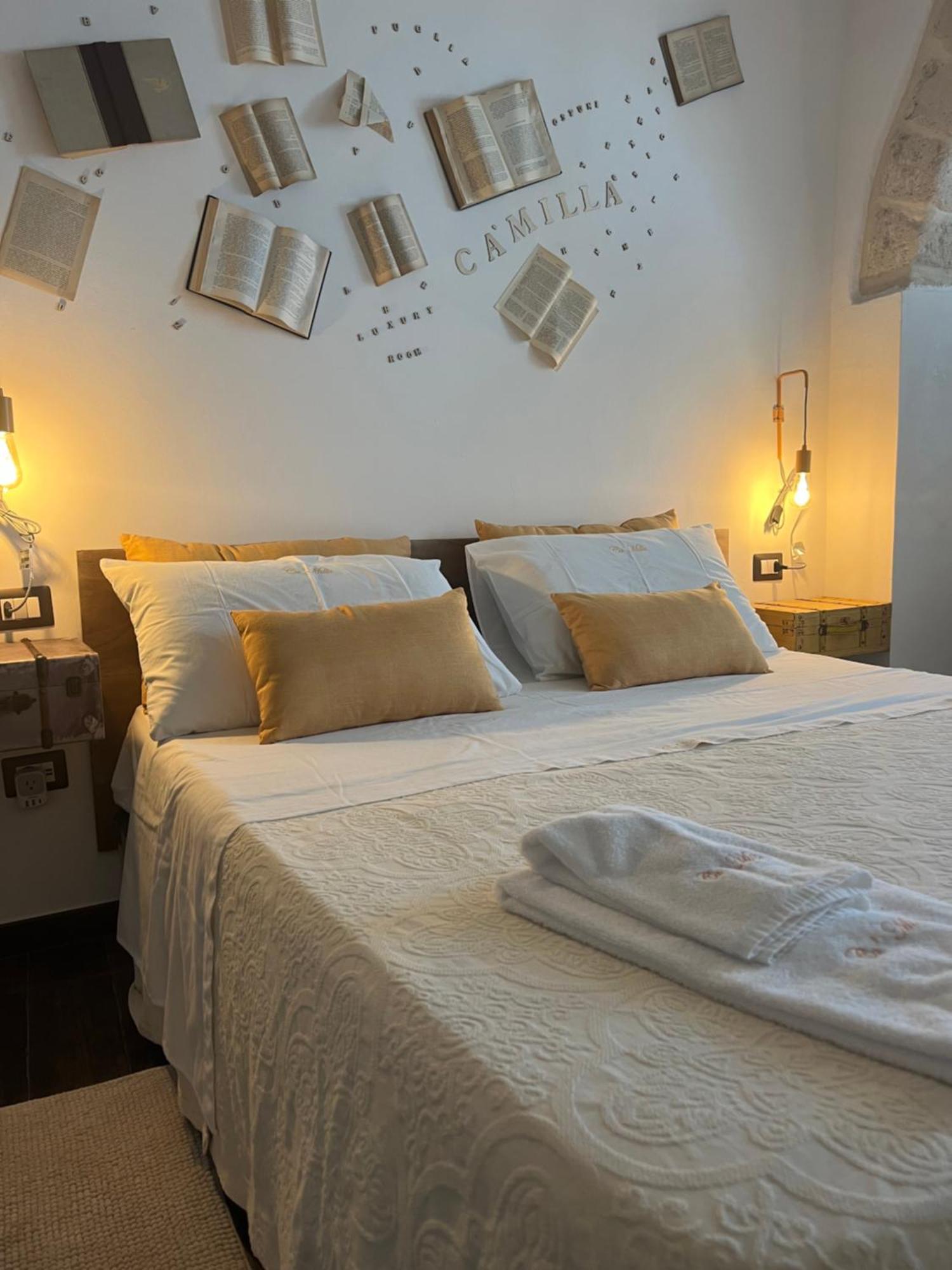 Camilla Luxury Suite 오스투니 외부 사진